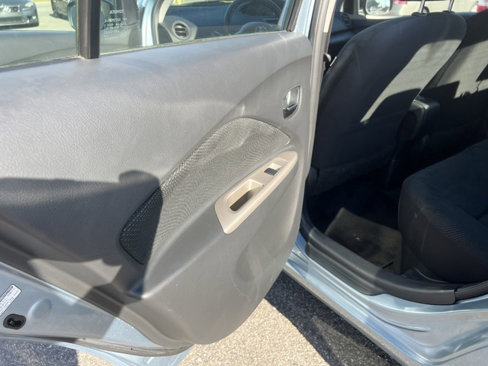 Used 2009 Toyota Yaris Sedan image 24