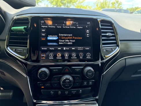 Used 2019 Jeep Grand Cherokee Limited w/ Luxury Group II image 27