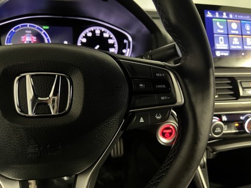 Used 2022 Honda Accord Sport image 18