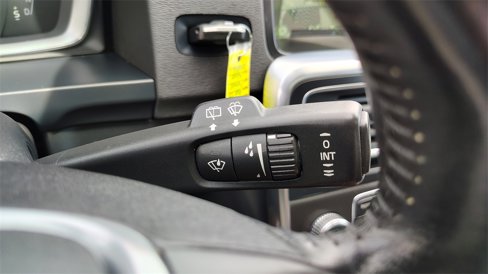 Used 2015 Volvo V60 T5 Premier w/ Convenience Package image 17