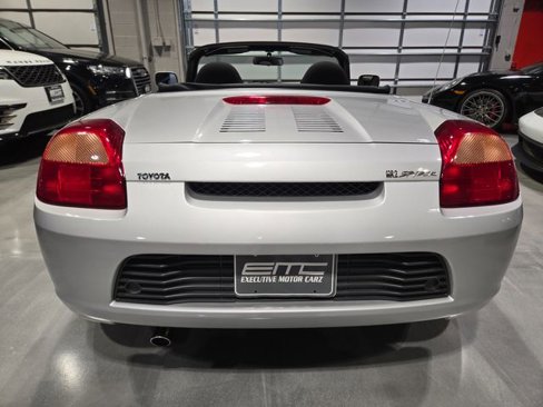 Used 2001 Toyota MR2 image 10