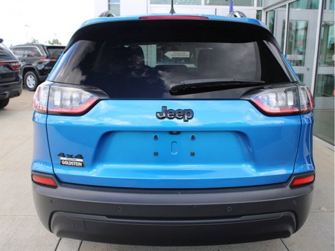 Certified 2020 Jeep Cherokee Latitude Plus image 8