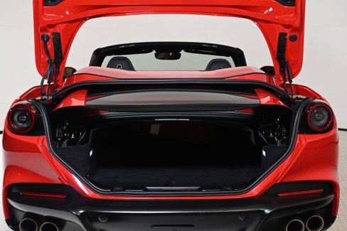 Used 2023 Ferrari Portofino M image 32