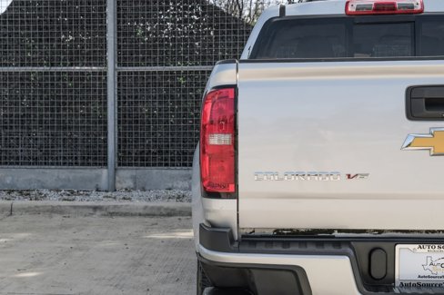 Used 2017 Chevrolet Colorado LT w/ LT Convenience Package image 45