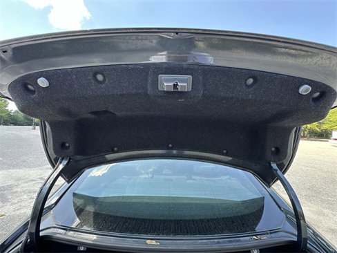 Used 2016 Chevrolet Malibu LT image 26