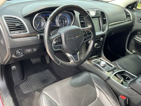 Used 2019 Chrysler 300 Limited image 20