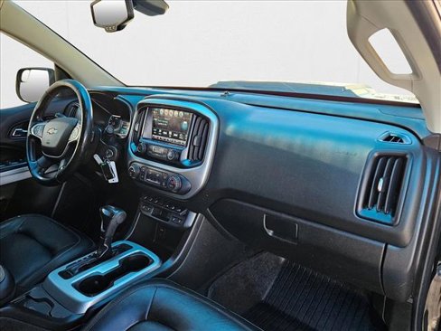 Used 2018 Chevrolet Colorado ZR2 w/ ZR2 Midnight Special Edition image 22