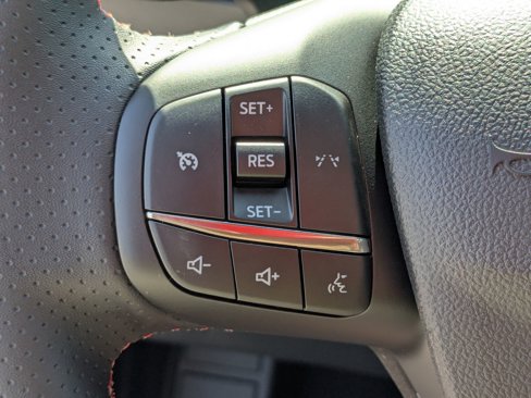 New 2025 Ford Escape ST-Line image 16