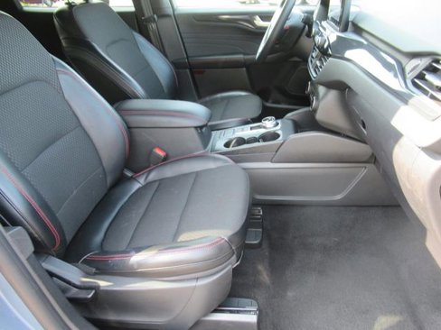 Used 2024 Ford Escape ST-Line image 11
