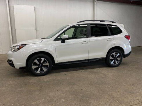 Used 2017 Subaru Forester 2.5i Premium image 1