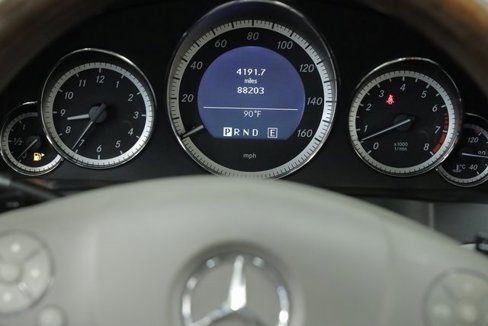 Used 2011 Mercedes-Benz E 550 Coupe image 14