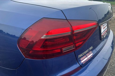 Used 2017 Volkswagen Passat 1.8T SEL Premium image 27
