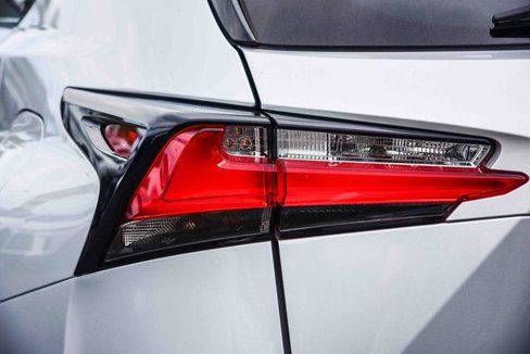 Used 2016 Lexus NX 200t FWD image 9