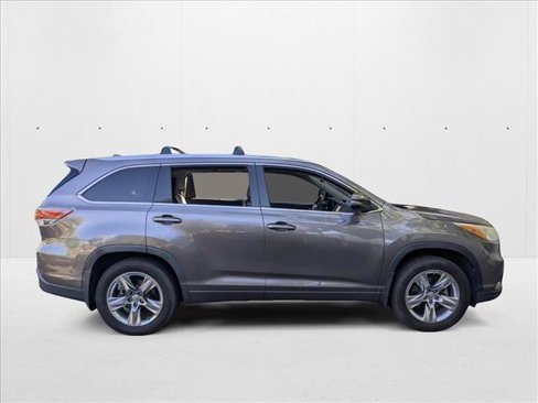 Used 2014 Toyota Highlander Limited image 4