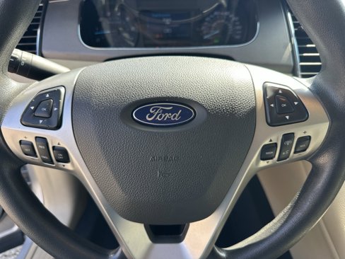 Used 2019 Ford Taurus SE image 21