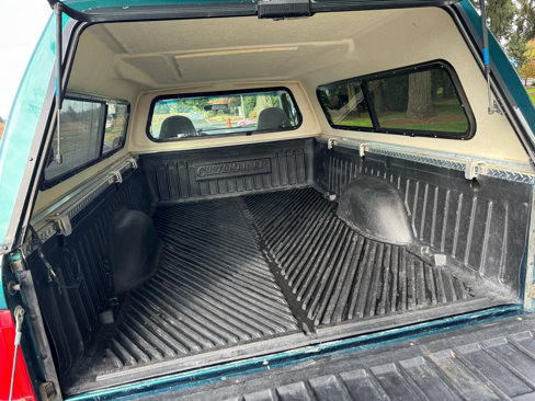 Used 1996 Ford F150 XLT image 30