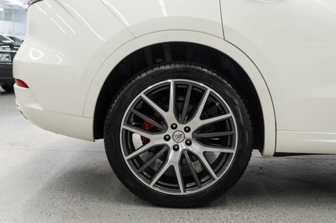 Used 2022 Maserati Levante GT image 34