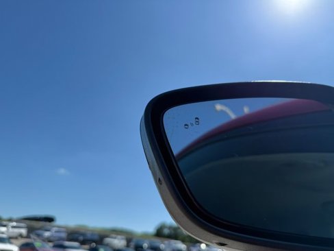 Used 2022 Ford Escape SE w/ SE Sport Appearance Package image 11