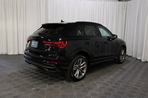 New 2025 Audi Q3 2.0T Premium image 24