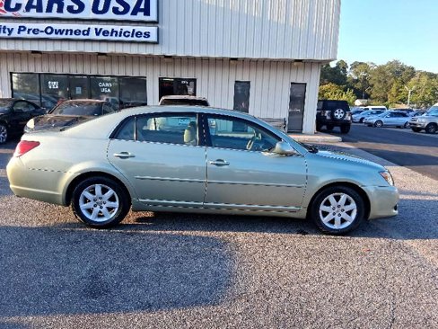 Used 2008 Toyota Avalon XL image 10