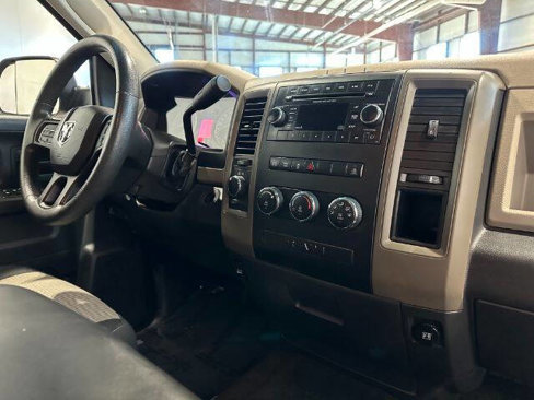 Used 2012 RAM 2500 ST w/ Chrome Appearance Group image 10