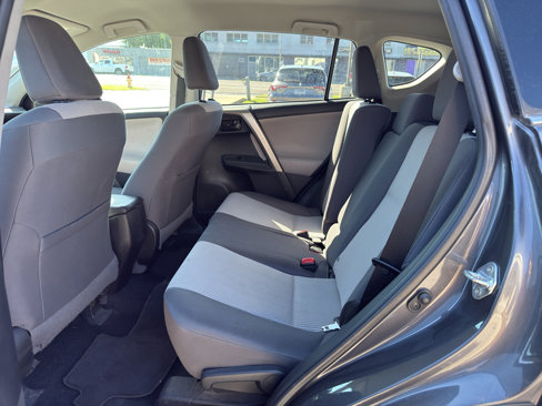 Used 2014 Toyota RAV4 LE image 17