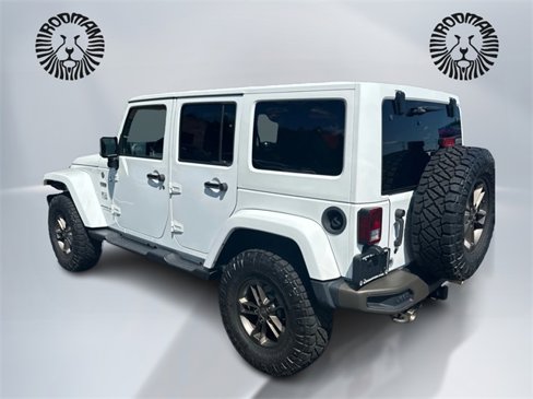 Used 2016 Jeep Wrangler Unlimited Sahara image 7