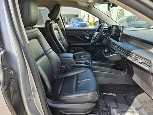 Certified 2023 Lincoln Corsair FWD image 11
