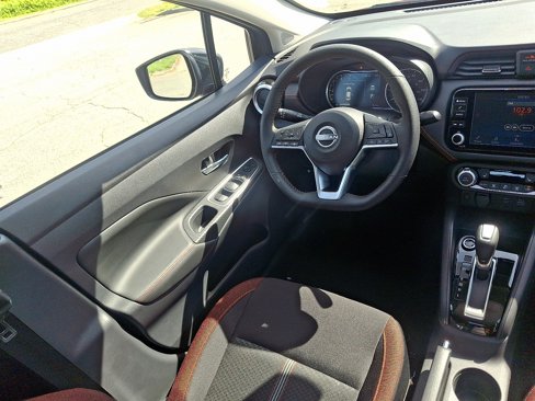 New 2025 Nissan Versa SR w/ Trunk Package image 9