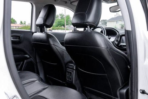 Used 2019 Jeep Compass Latitude image 39