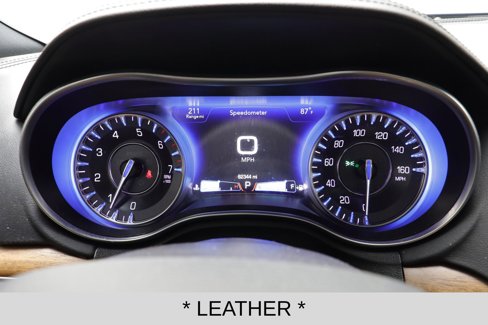Used 2018 Chrysler 300 C w/ Sun, Sound & Nav Package image 8