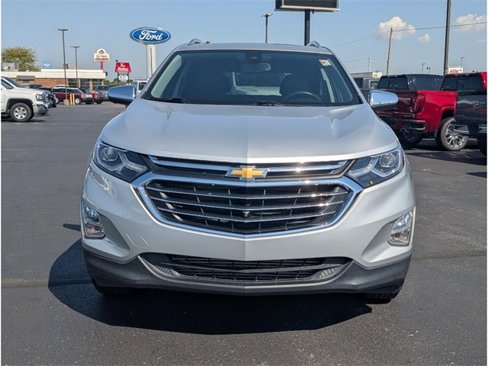 Used 2021 Chevrolet Equinox Premier image 2