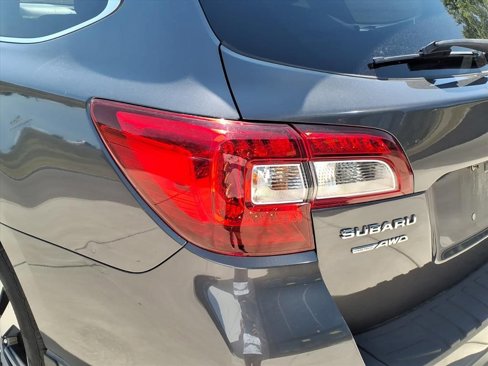 Used 2018 Subaru Outback 2.5i Limited image 22