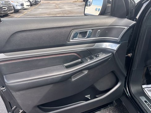 Used 2016 Ford Explorer Sport image 24