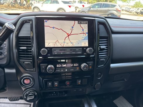 Used 2021 Nissan Titan PRO-4X image 11