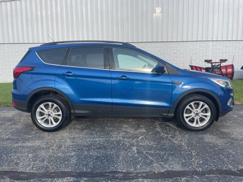 Used 2019 Ford Escape SEL image 16