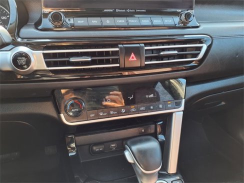 Certified 2022 Kia Seltos SX w/ Sunroof Package image 30