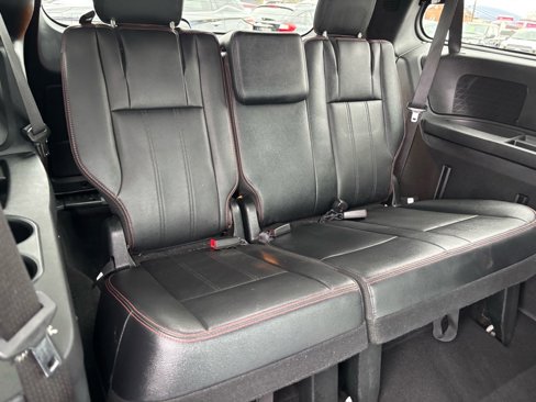 Used 2018 Dodge Grand Caravan GT image 22