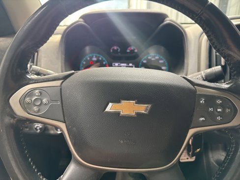 Used 2015 Chevrolet Colorado Z71 image 12