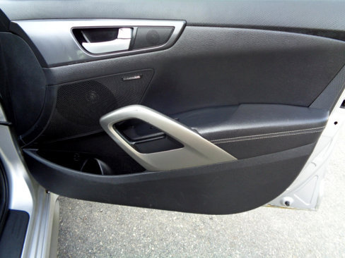 Used 2013 Hyundai Veloster Turbo image 28