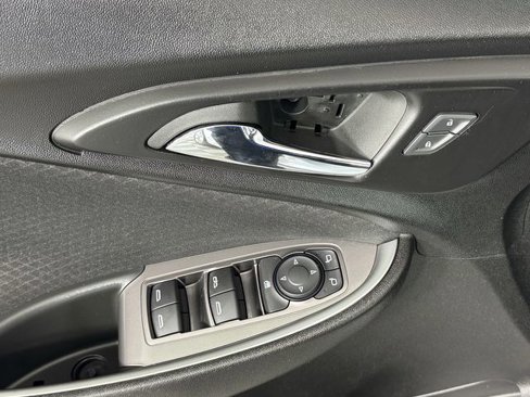 Used 2024 Chevrolet Malibu LT image 22