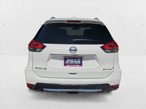 Used 2020 Nissan Rogue SV image 8