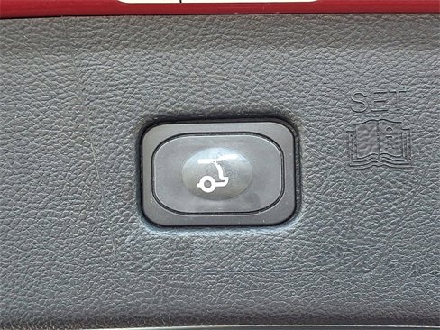 Used 2020 Ford Edge SEL w/ Convenience Package image 30