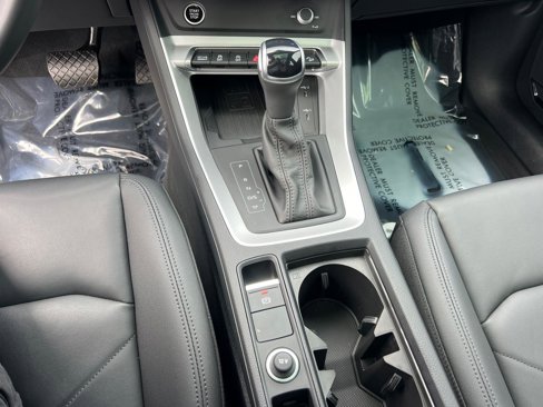 Certified 2024 Audi Q3 2.0T Premium Plus w/ Premium Plus Package image 33