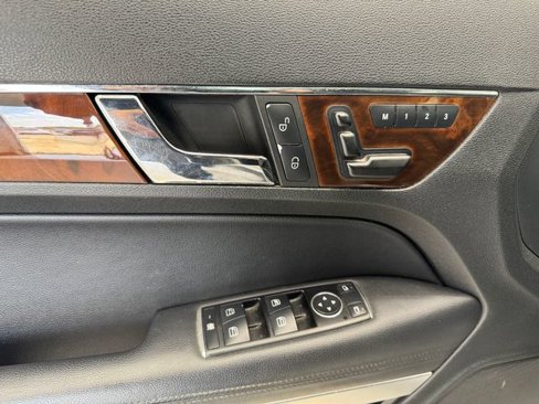 Used 2013 Mercedes-Benz E 350 Cabriolet image 38