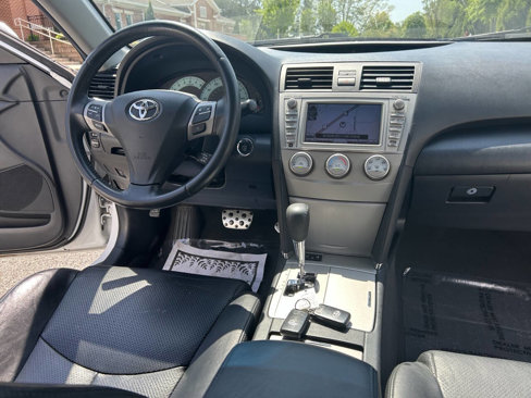 Used 2011 Toyota Camry SE image 31