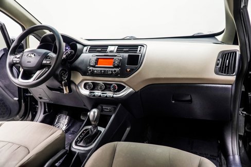 Used 2015 Kia Rio LX w/ Paint Protection Film Package image 16