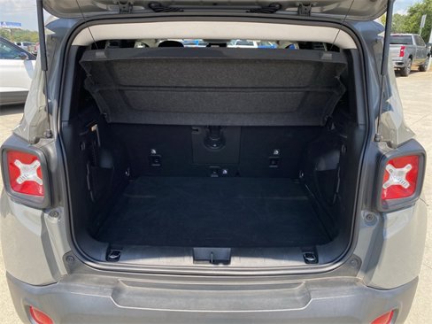 Used 2021 Jeep Renegade Latitude w/ Convenience Group image 29