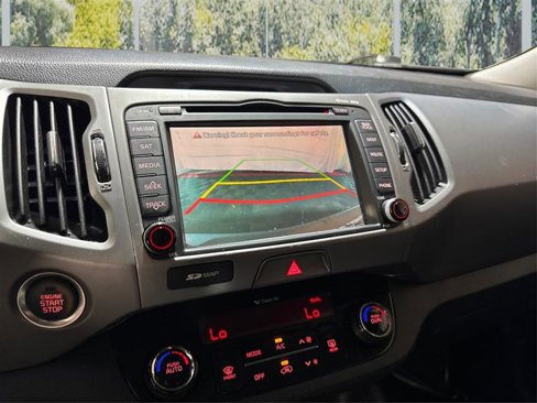 Used 2015 Kia Sportage SX image 25
