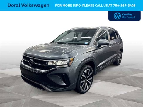 Certified 2022 Volkswagen Taos SE image 1